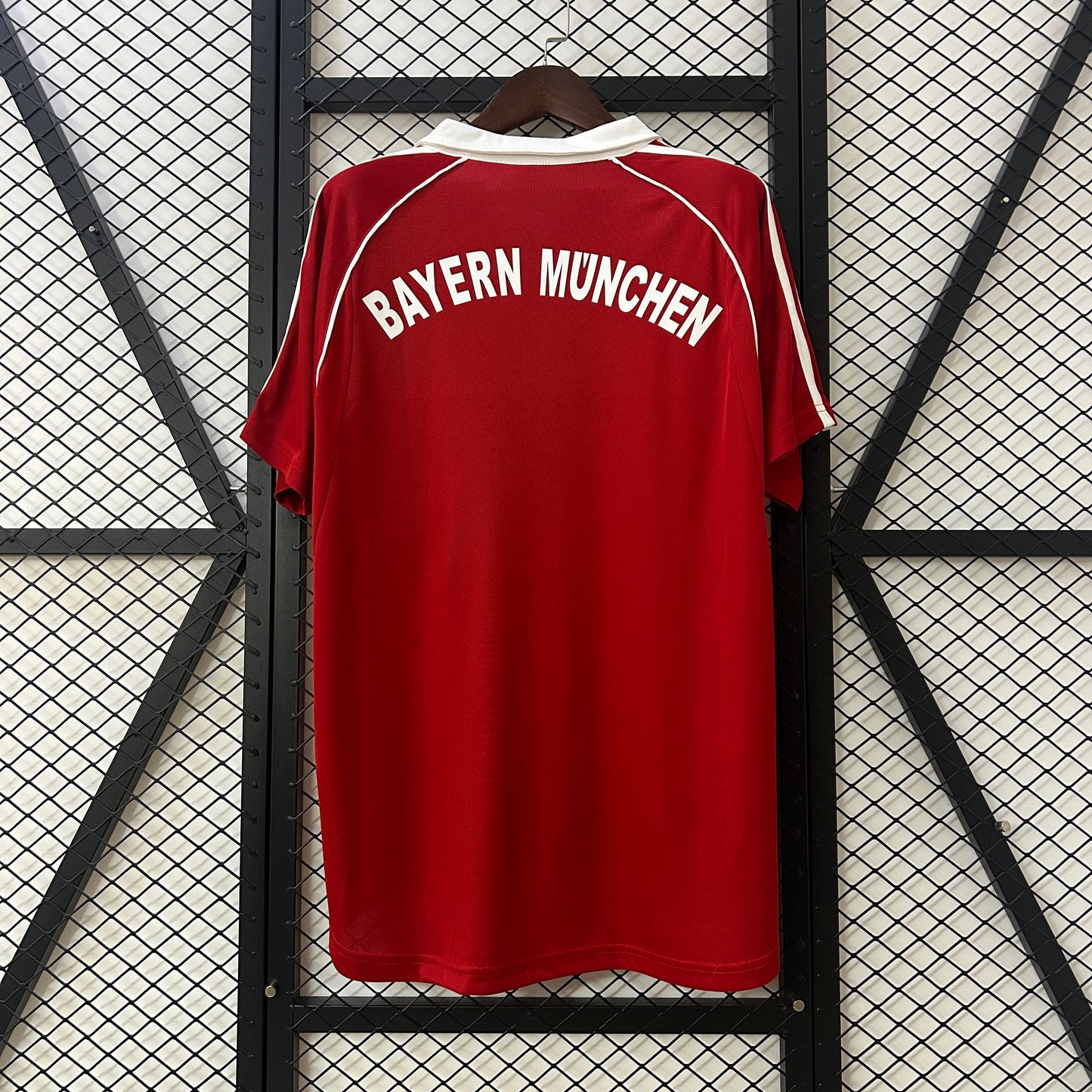 Bayern Munich 05/06 Home Retro Jersey – Domestic Dominance