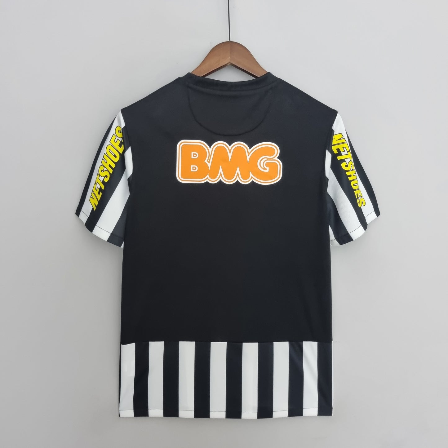 Santos FC 2013 Away Retro Jersey – Brazilian Flair & Modern Identity