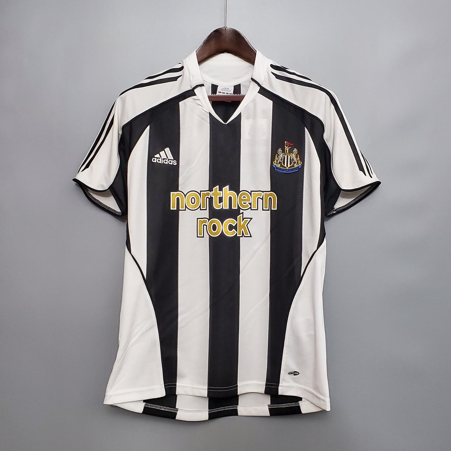 Newcastle United 05/06 Home Retro Jersey – St James’ Park Identity