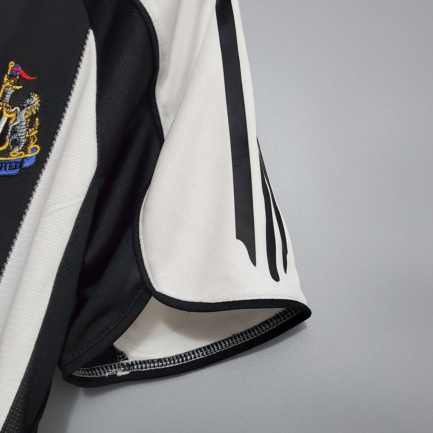 Newcastle United 05/06 Home Retro Jersey – St James’ Park Identity