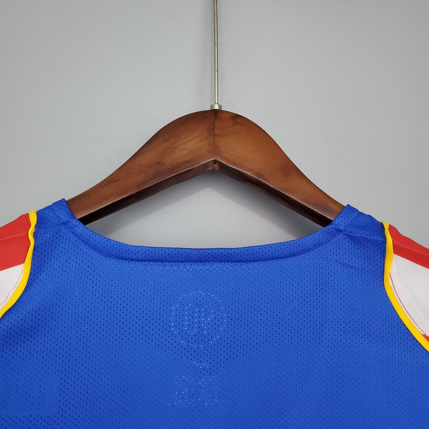 Atletico Madrid 04/05 Home Retro Jersey – Rebuilding the Identity