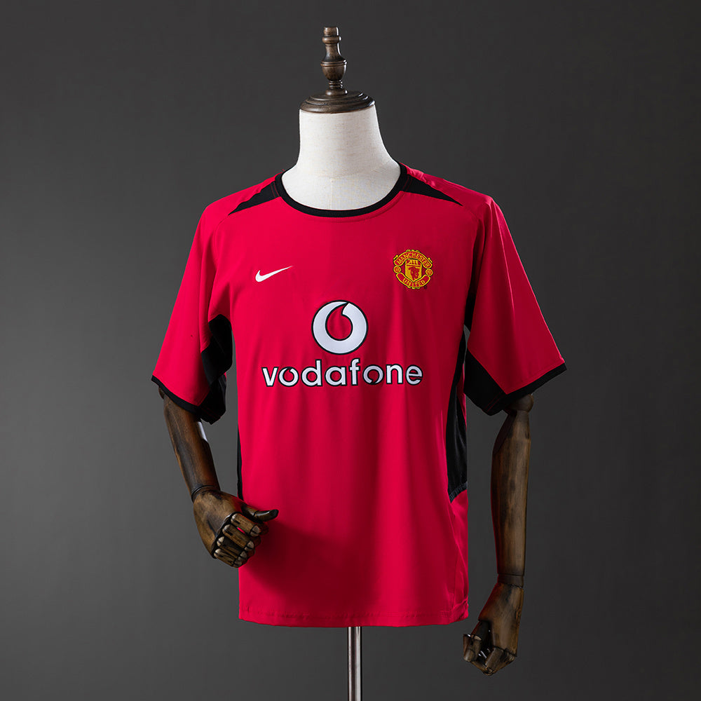 Manchester United 02/04 Home Retro Jersey – Ferguson Era Consistency