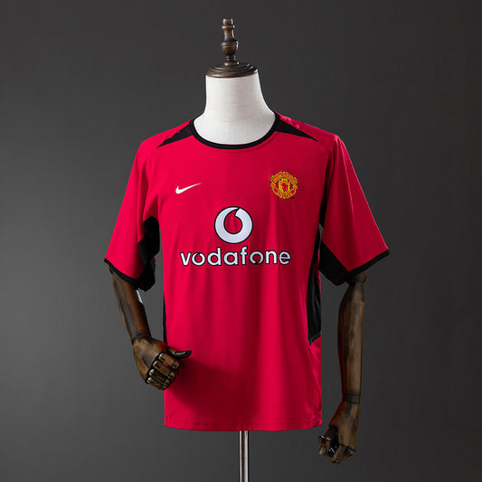 Manchester United 02/04 Home Retro Jersey – Ferguson Era Consistency