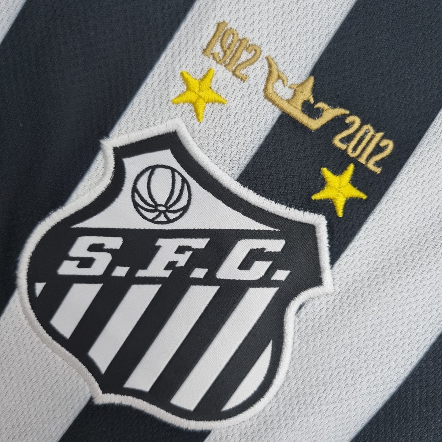 Santos FC 2013 Away Retro Jersey – Brazilian Flair & Modern Identity