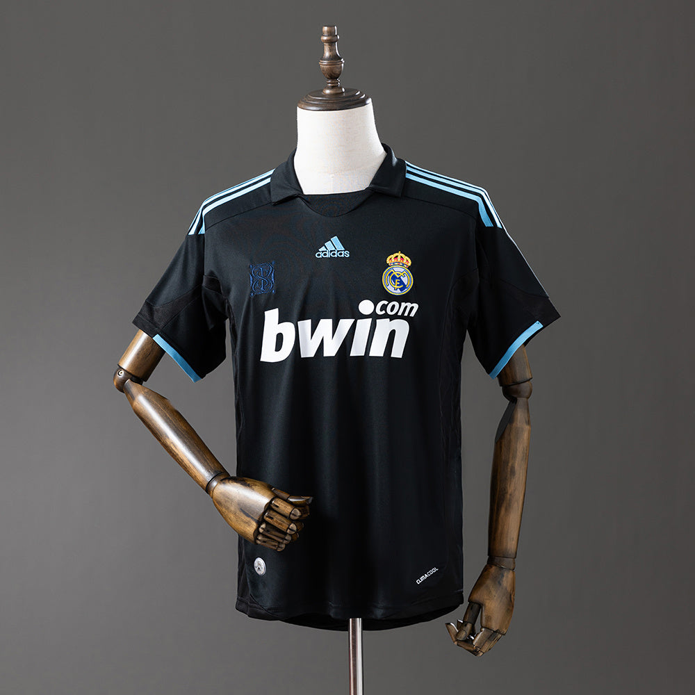 Real Madrid 2014/15 Away Retro Jersey – Galáctico Statement Kit