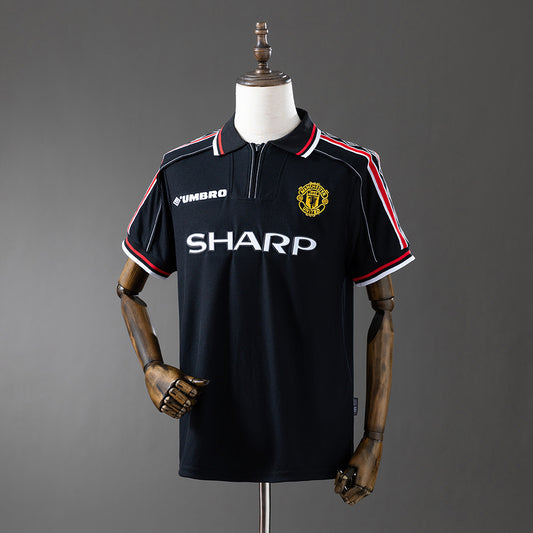 Manchester United 98/99 Black Edition Retro Jersey – Treble Winning Legacy